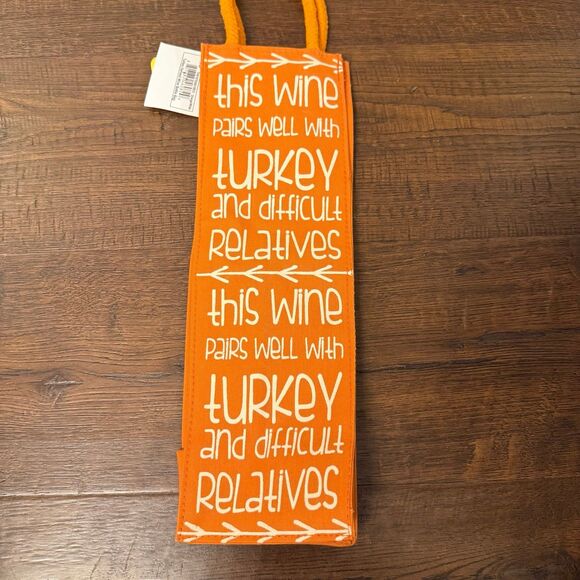 Thanksgiving Wine Gift Bag “Pairs Well With Turkey” New - Picture 2 of 4